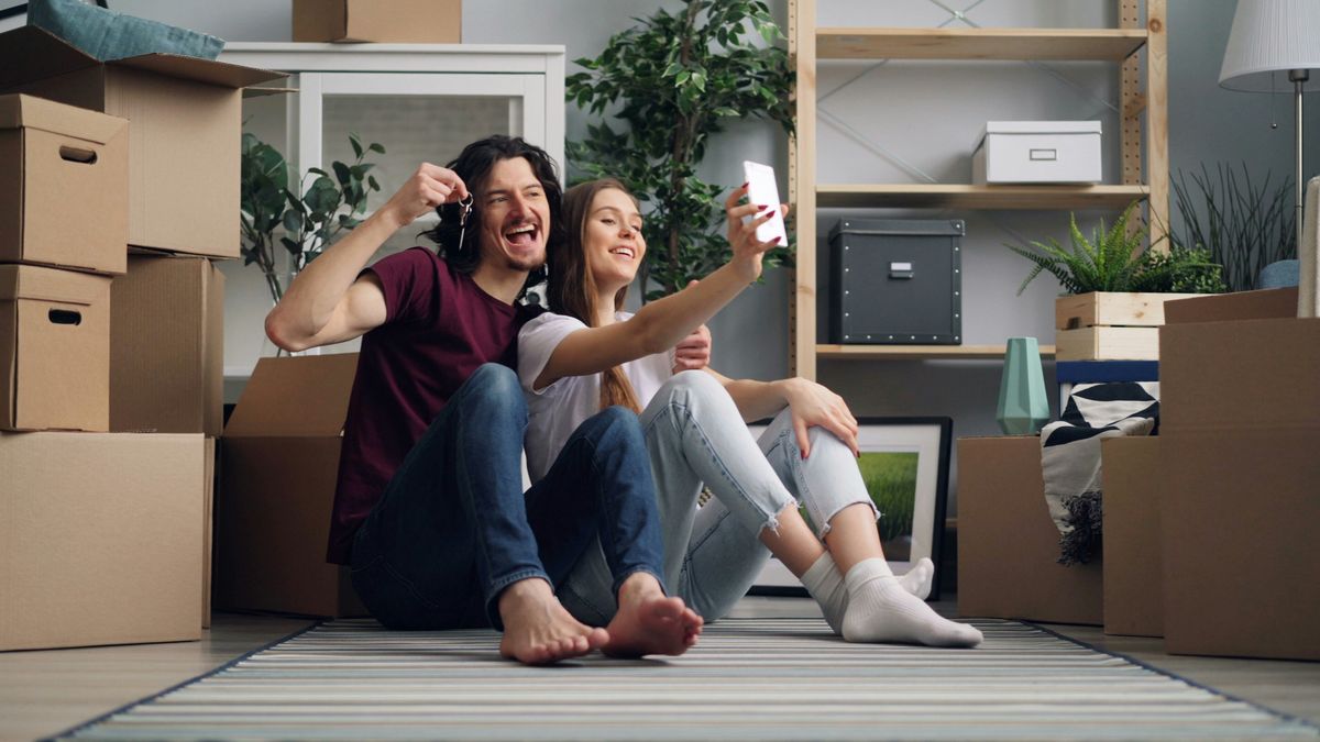 Real estate agent with a first-time home buyer, PPO private health plan